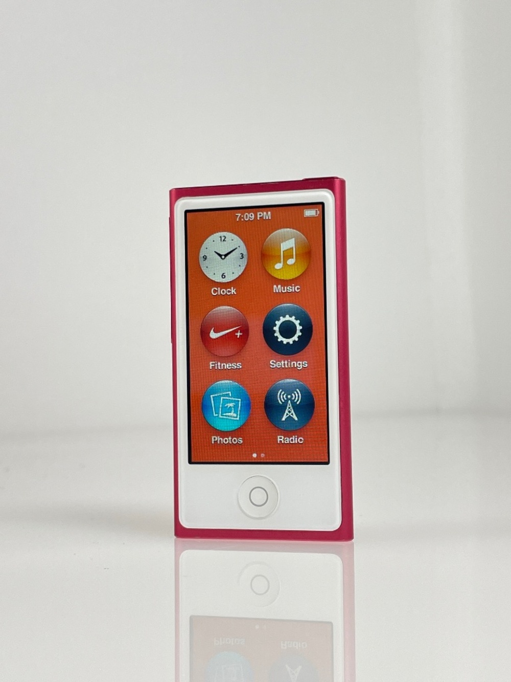 Apple iPod Nano 7th Gen 16GB Pink A1446 Bluetooth MP3 Player Touchscreen FM
